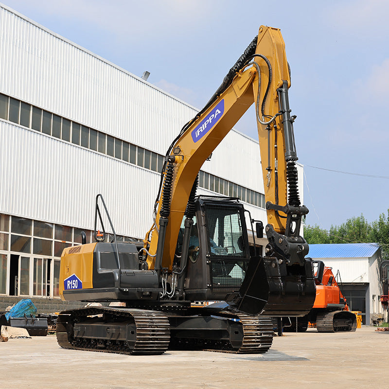 R150 Large Excavator