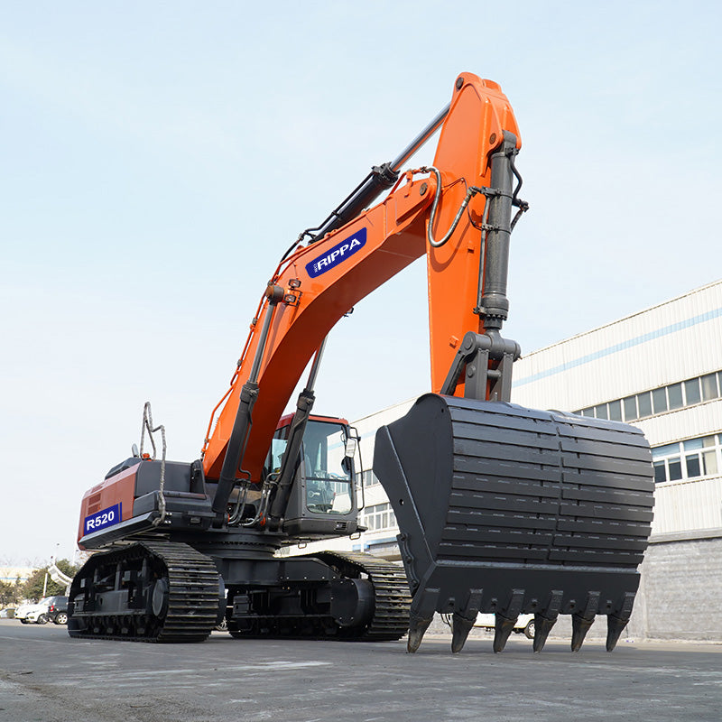 R520 Large Excavator