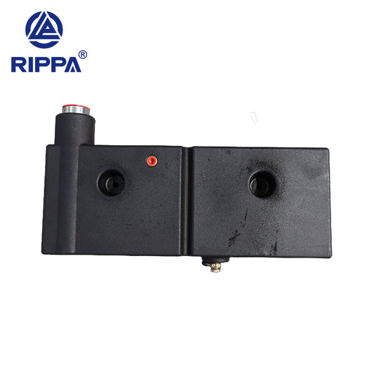 R10-5JXLG\R10-5XDLGS\R10-5XDLG\R10-5JXLGS Plastic diesel tank [LP0115040048]